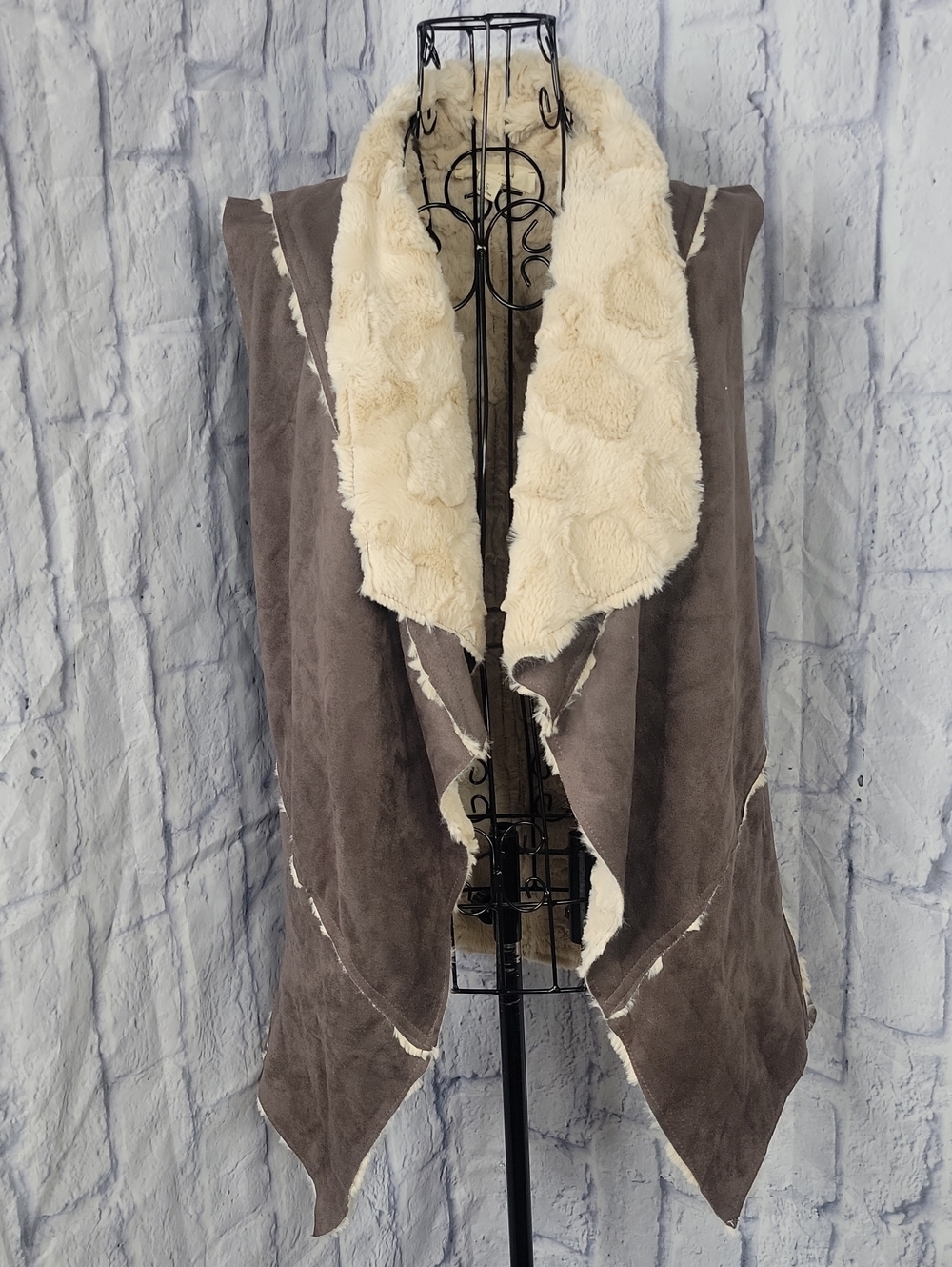 Onetheland Small Faux Suede Waterfall Vest Boho Western